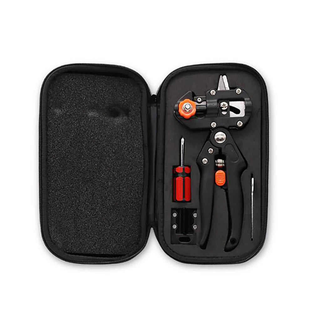 Pruner Scissor Garden