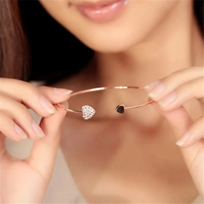 Woozu Adjustable Bracelet with Double Heart Crystal