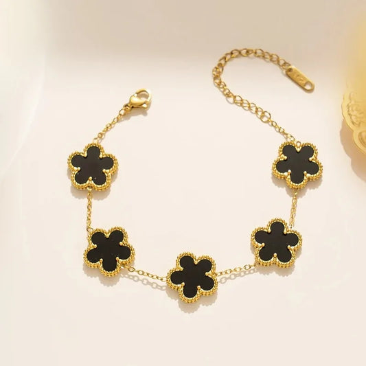 Luxurious five-leaf flower bracelet