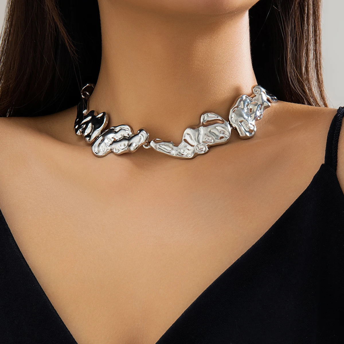 Vintage metal choker necklace