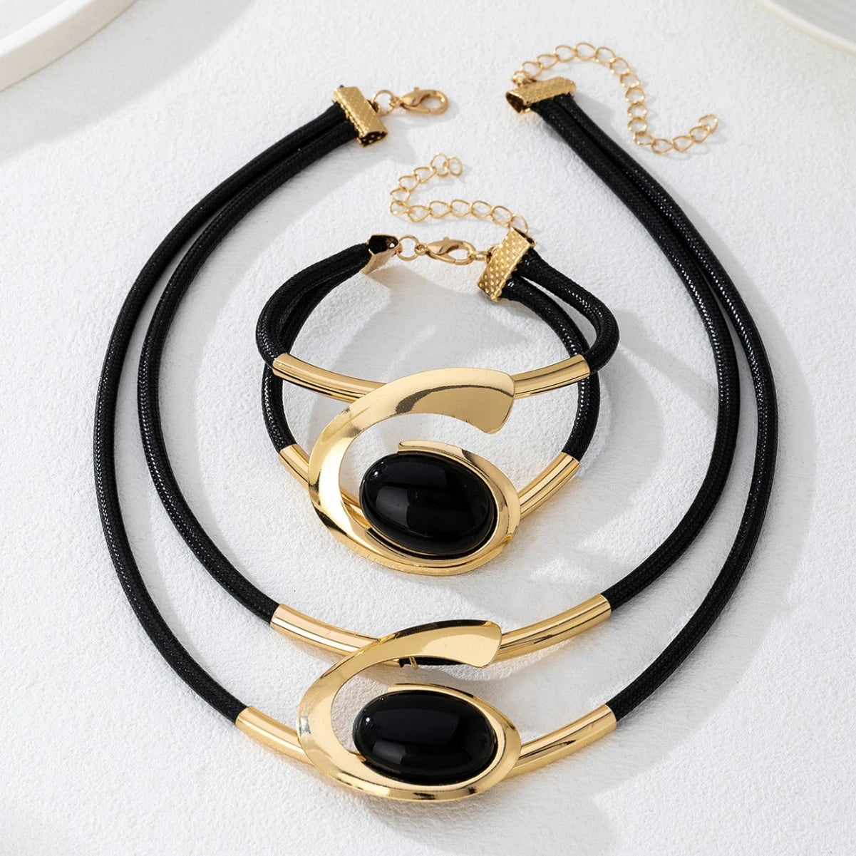 Double layer geometric oval necklace and bracelet set