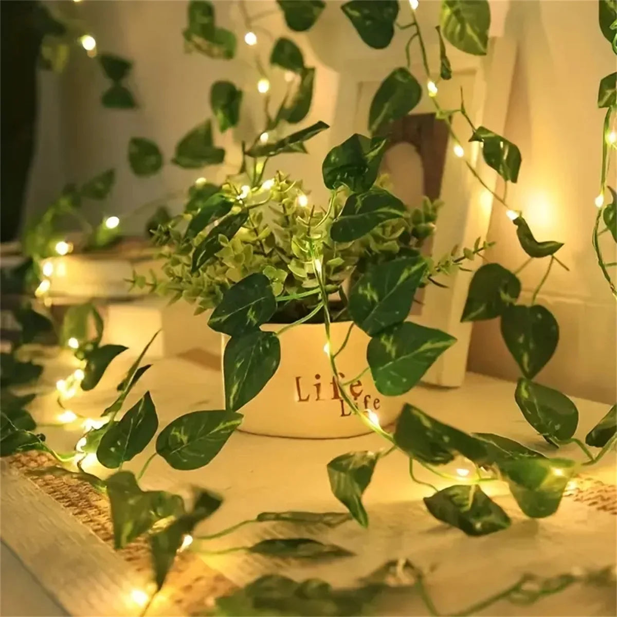 Decorative LED String Light with Green Leaves