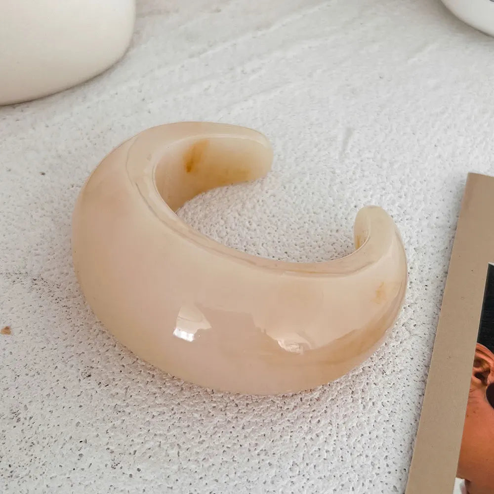 Bracelets with thick acrylic resin and KMVEXO smudges