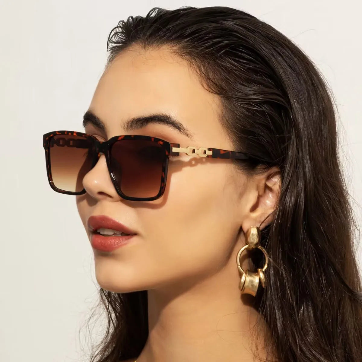 Fashionable square style women's sunglasses