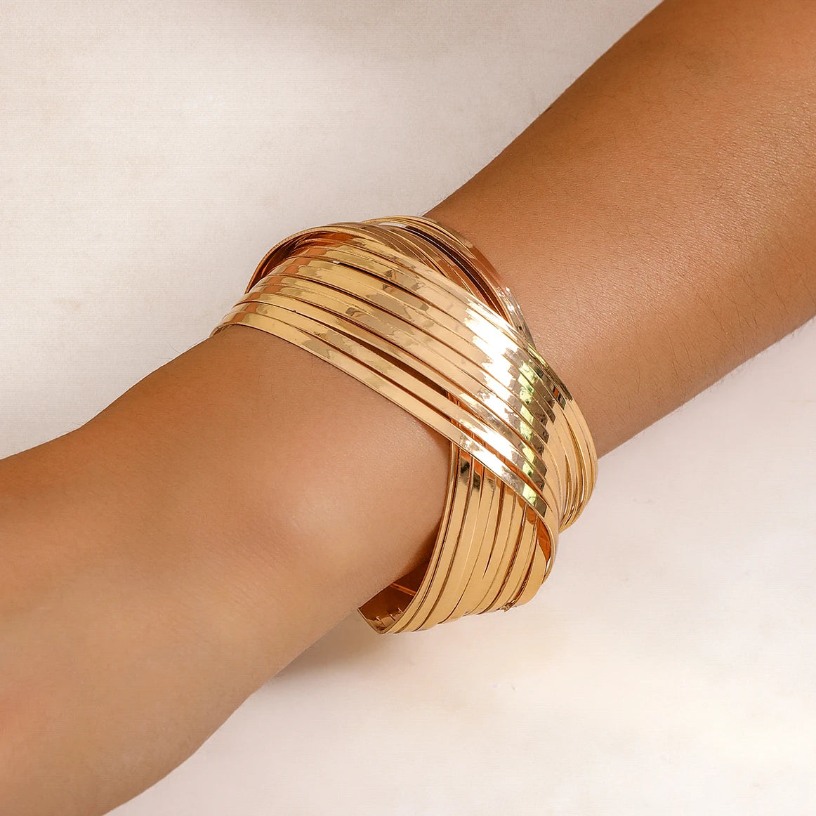 Open cuff bracelet