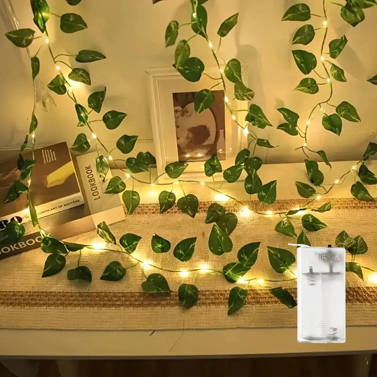 Decorative LED String Light with Green Leaves