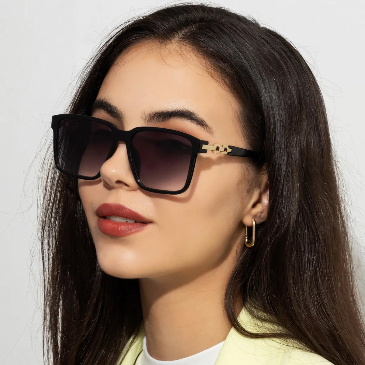 Fashionable square style women's sunglasses