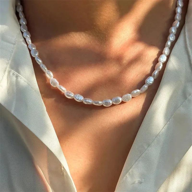 Pearl choker necklace