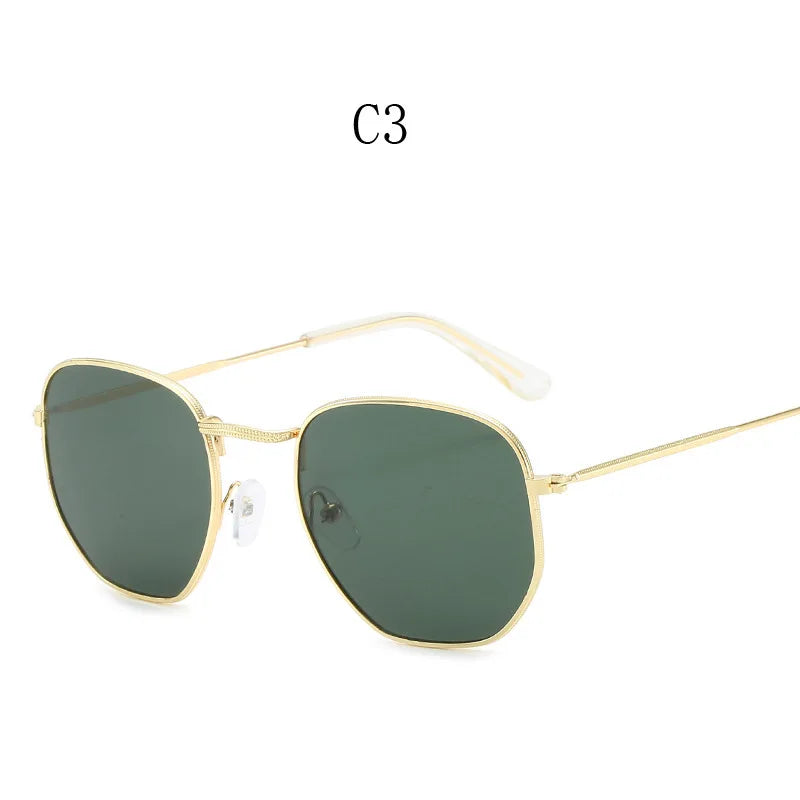 Classic square sunglasses with metal frame