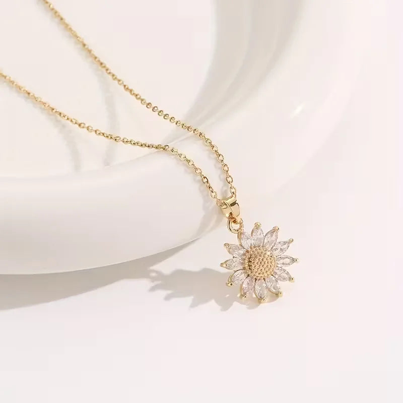 Necklace with sunflower pendant