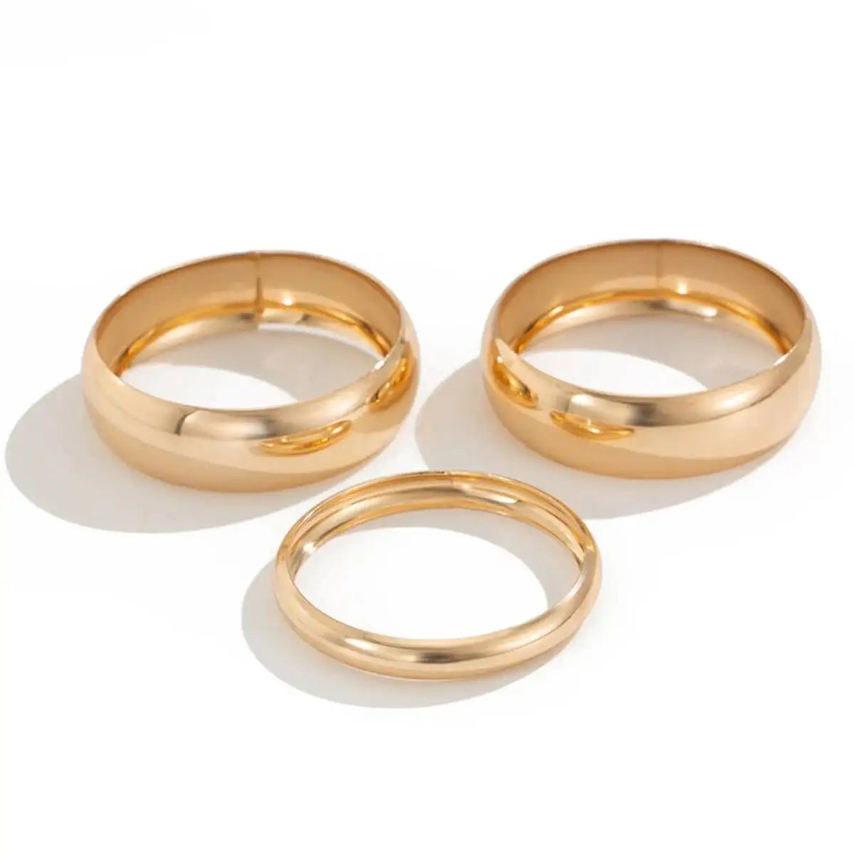 Shiny metal bracelet set