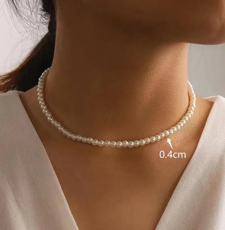Pearl choker necklace
