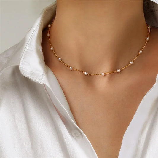Pearl choker