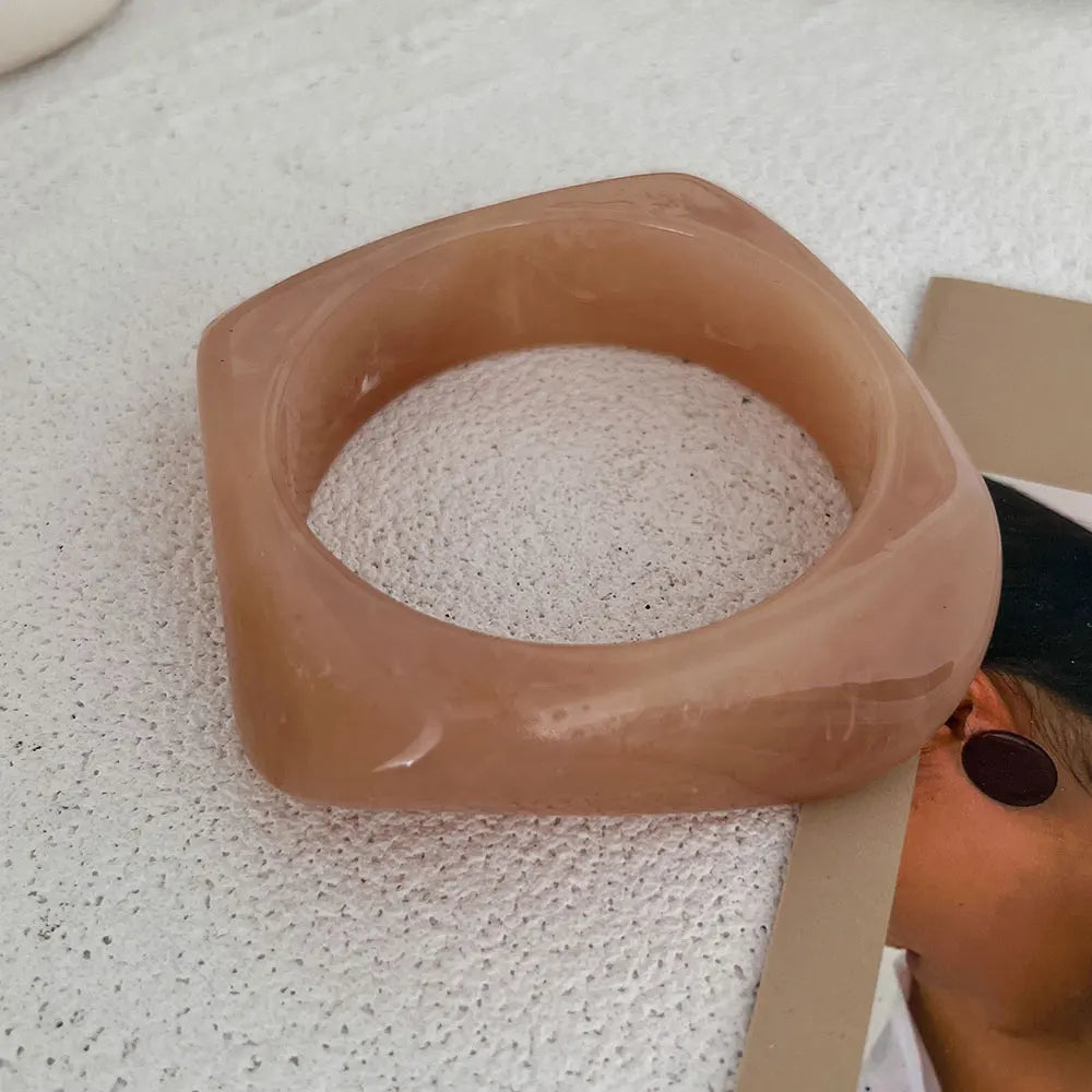 Bracelets with thick acrylic resin and KMVEXO smudges