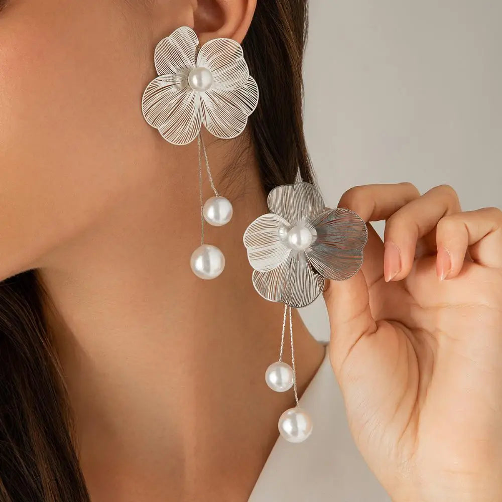 Long earrings with romantic flower petals