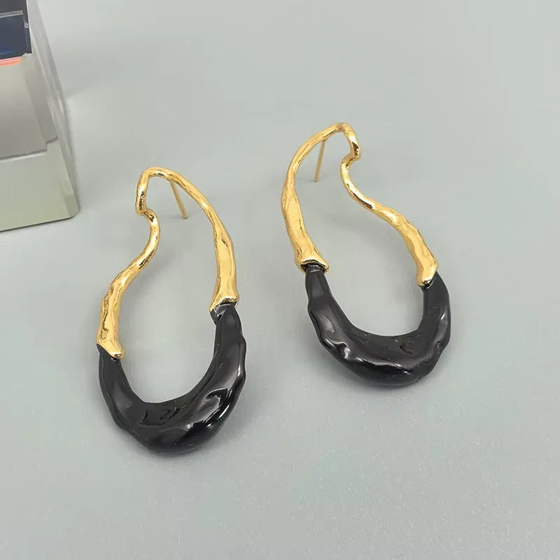 Irregular earrings with European design