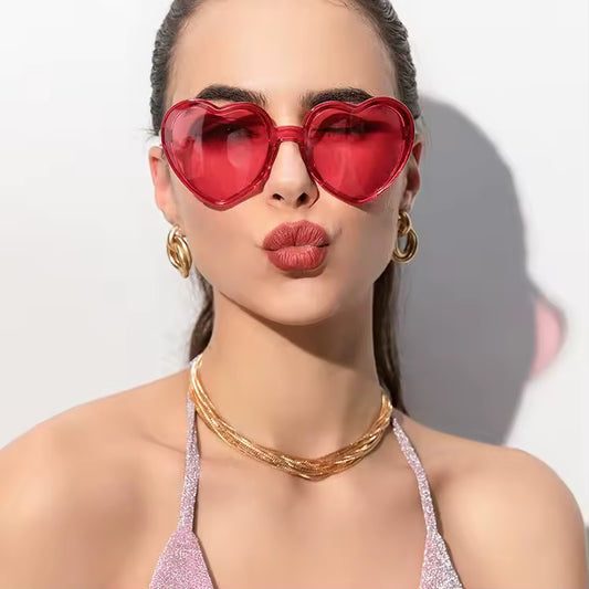 Heart-shaped women's sunglasses